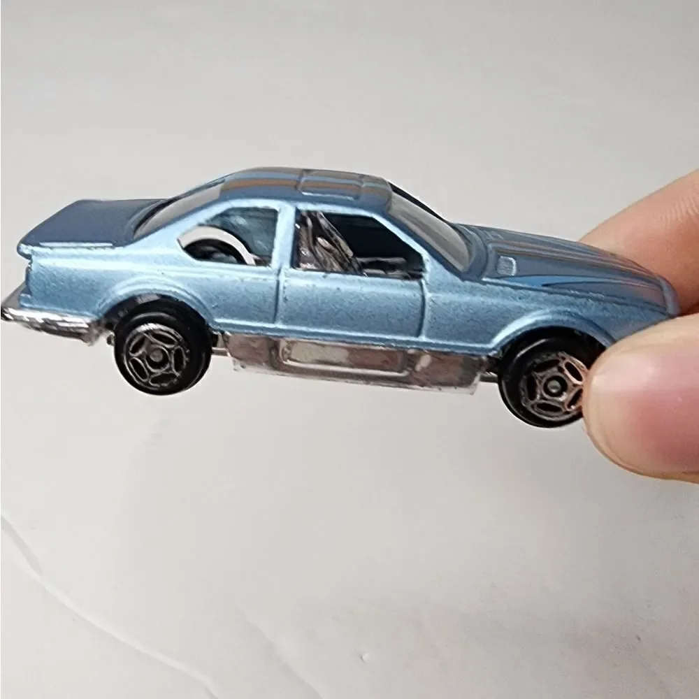 Vintage 1980s Summer BMW 635 CSi Light Blue Diecast Car 1:64 Scale 8901 Rare HTF